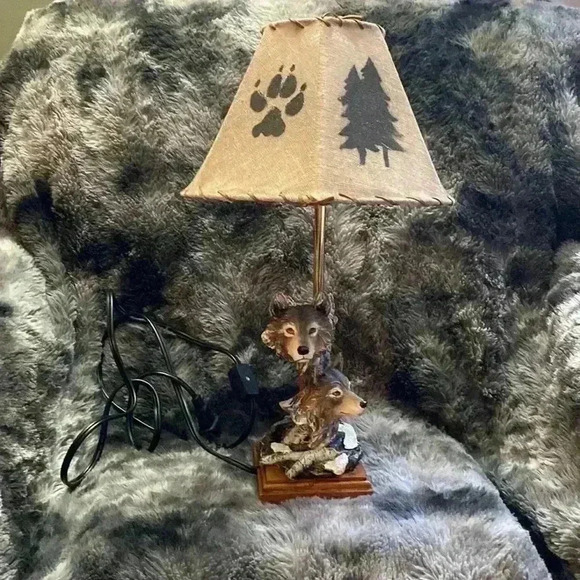 Other - Majestic Resin Wolf Lamp with unique shade and interesting prints